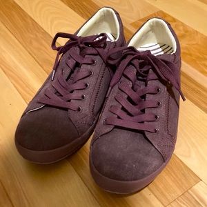 Taos Star Sneaker, Burgundy, Women’s 10